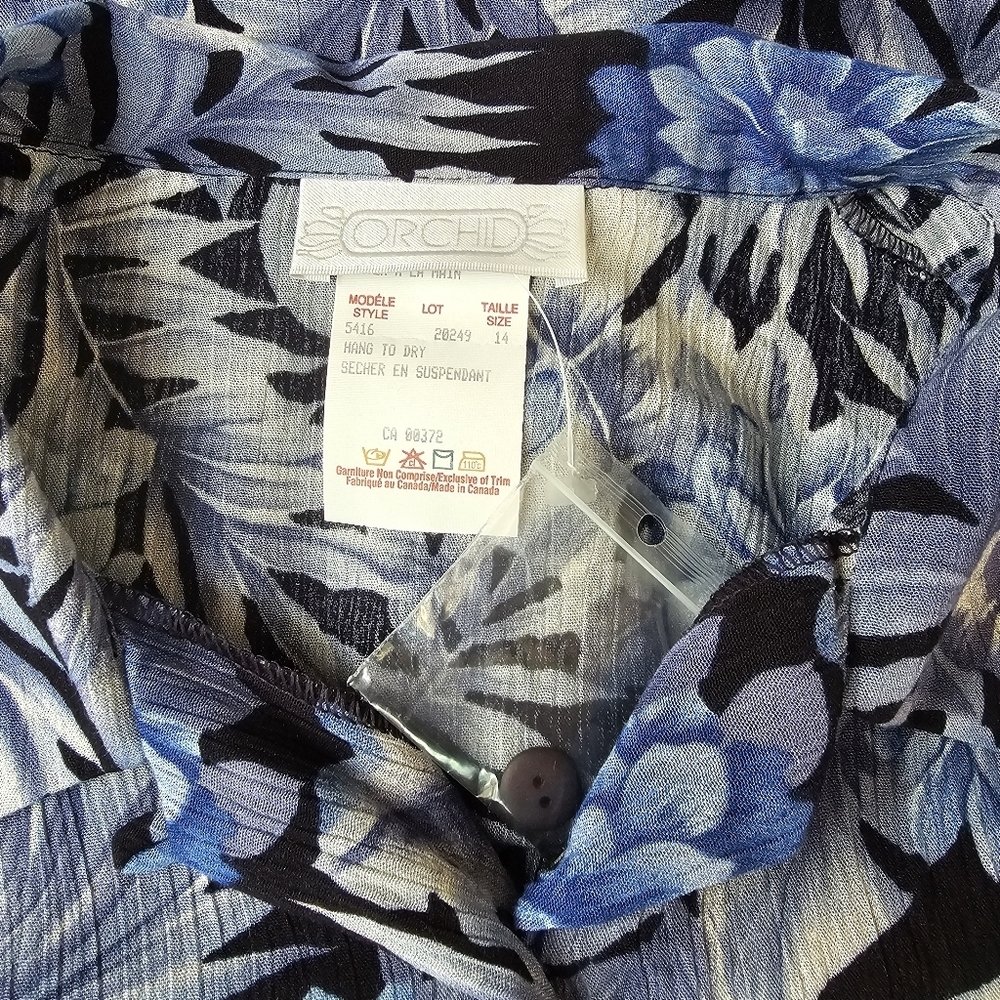 Vintage Blue and White Tropical Leaf Floral Button Up Blouse Semisheer XL NOS - Picture 8 of 12